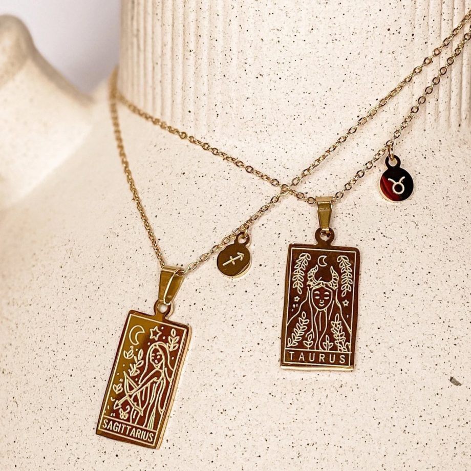 Gold-Zodiac-Sign-Tarot-Necklace-with-Symbol-Charm10-min