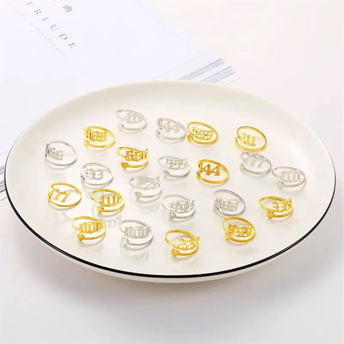 angel-numbers-meanings-silver-gold-heart-ring