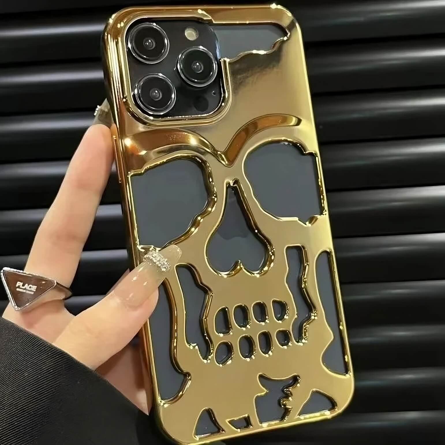Stellar-Skeleton-Hollow-Skull-Phone-Case-Metallic-Gold-transformed